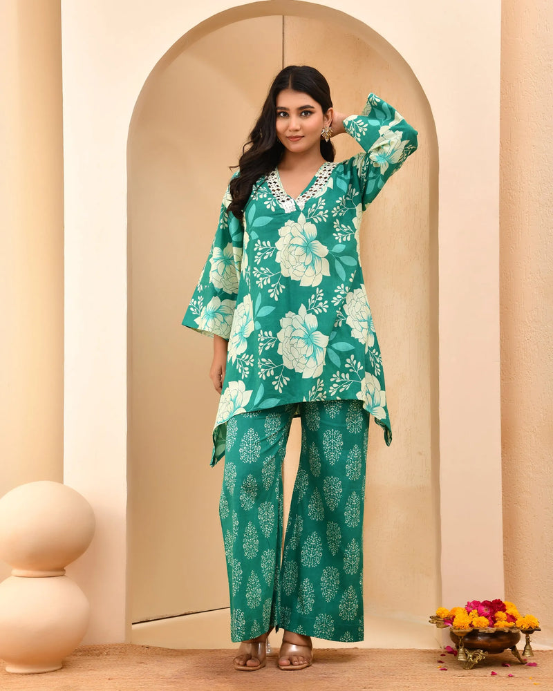 Turquoise Floral Printed Mirror Embroidered Top with Printed Bell-Bottom Pants (Set of 5 Pc)