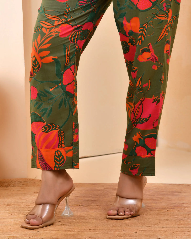 Henna Floral Printed Aline High Low Pattern Kurta With Solid Pants (Set of 5 Pc)