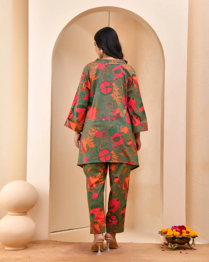 Henna Floral Printed Aline High Low Pattern Kurta With Solid Pants (Set of 5 Pc)