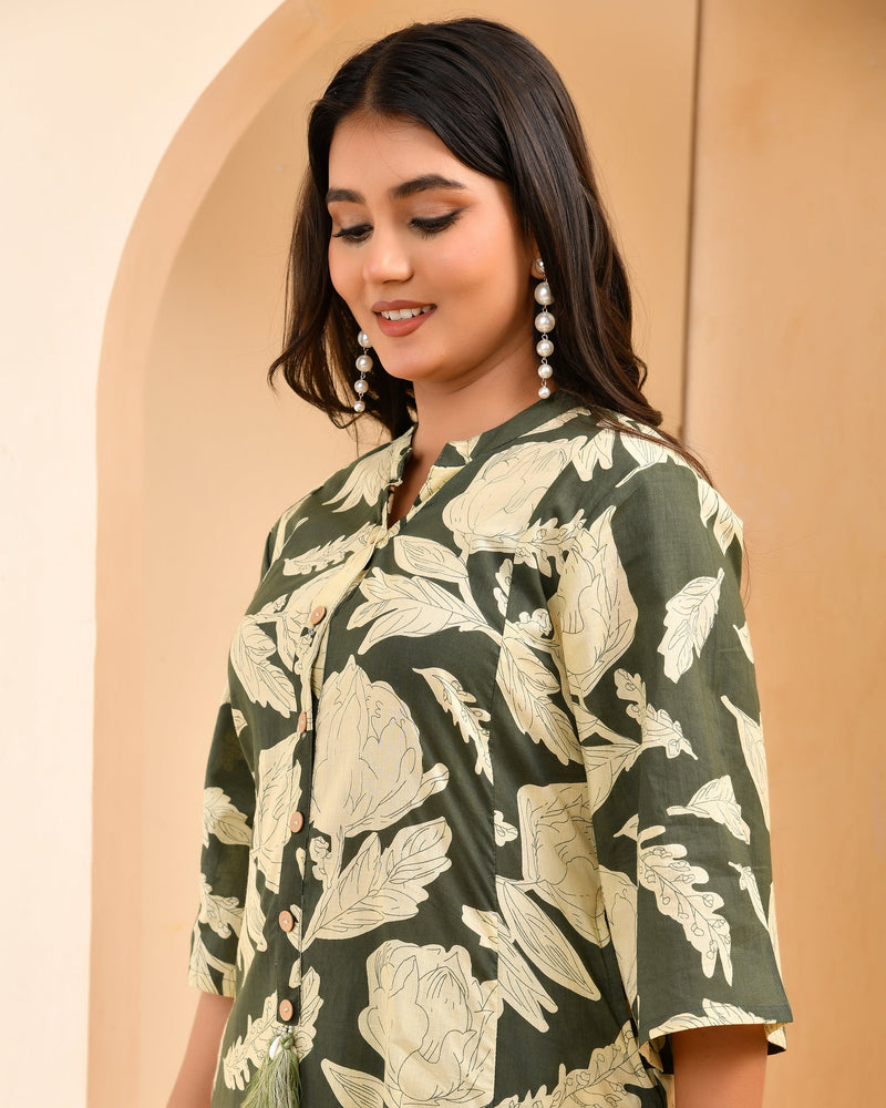 Green Floral Printed Aline Co-ord Set With Striped Printed Pants (Set of 5 Pc)