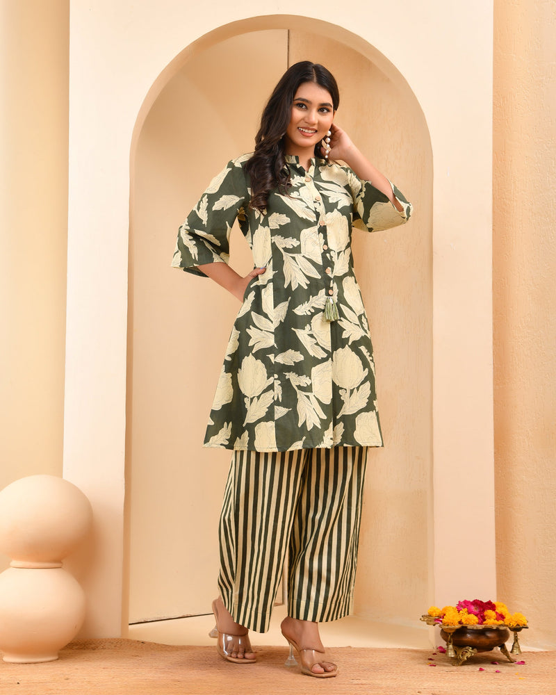 Green Floral Printed Aline Co-ord Set With Striped Printed Pants (Set of 5 Pc)