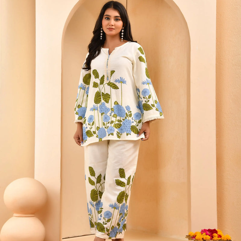 White Placement Floral Printed Co-ord Set with Matching Placement Print Pants (Set of 5 Pc)
