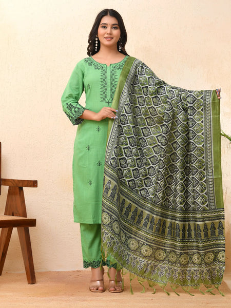 Pista Embroidered Kurta Set With Solid Pants & Printed Dupatta (Set of 5 Pc)