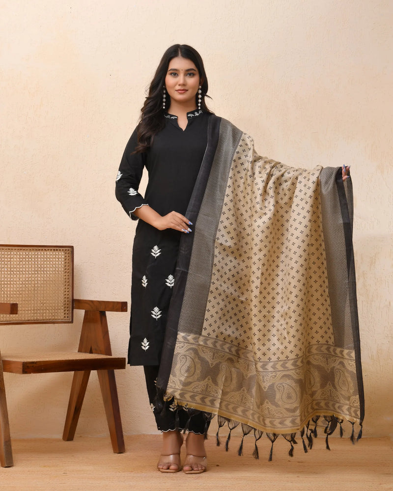 Black Embroidered Kurta Set With Solid Pants & Printed Dupatta (Set of 5 Pc)