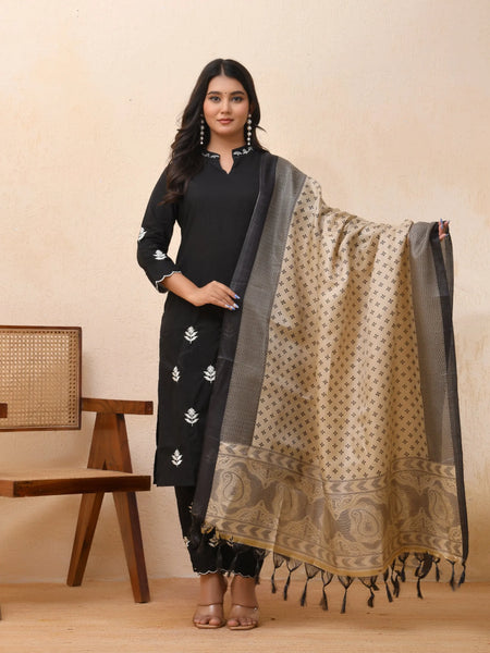 Black Embroidered Kurta Set With Solid Pants & Printed Dupatta (Set of 5 Pc)