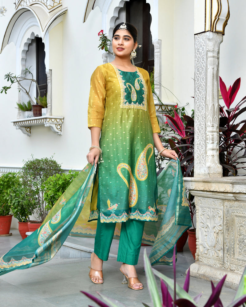 (Vaasva) Women Mul Chanderi green paisley printed suit set (Set of 5pc)