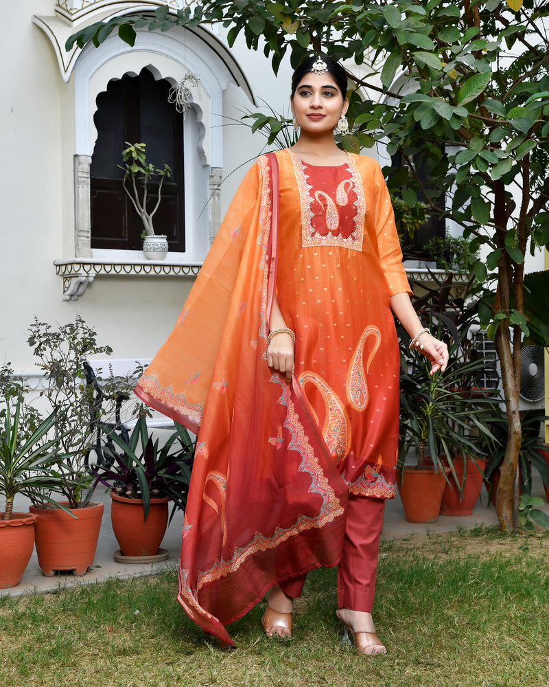 (Vaasva) Women Mul Chanderi orange paisley printed suit set (Set of 5pc)