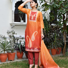 (Vaasva) Women Mul Chanderi orange paisley printed suit set (Set of 5pc)