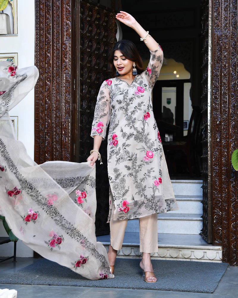 (Vaasva) Women organza beige embroidered suit set (Set of 5pc)