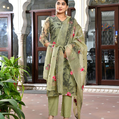 (Vaasva) Women organza pista embroidered suit set (Set of 5pc)