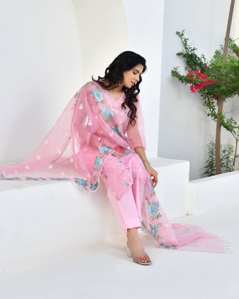 (Vaasva) Women solid embroidered pink suit set (Set of 5pc)