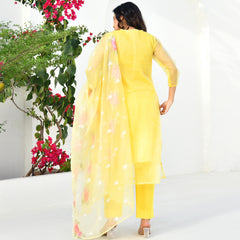 (Vaasva) Women solid embroidered yellow suit set (Set of 5pc)
