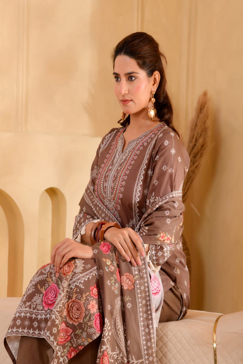 (Vaasva) Women brown hand embroidered placement printed suit set (Set of 5pc)