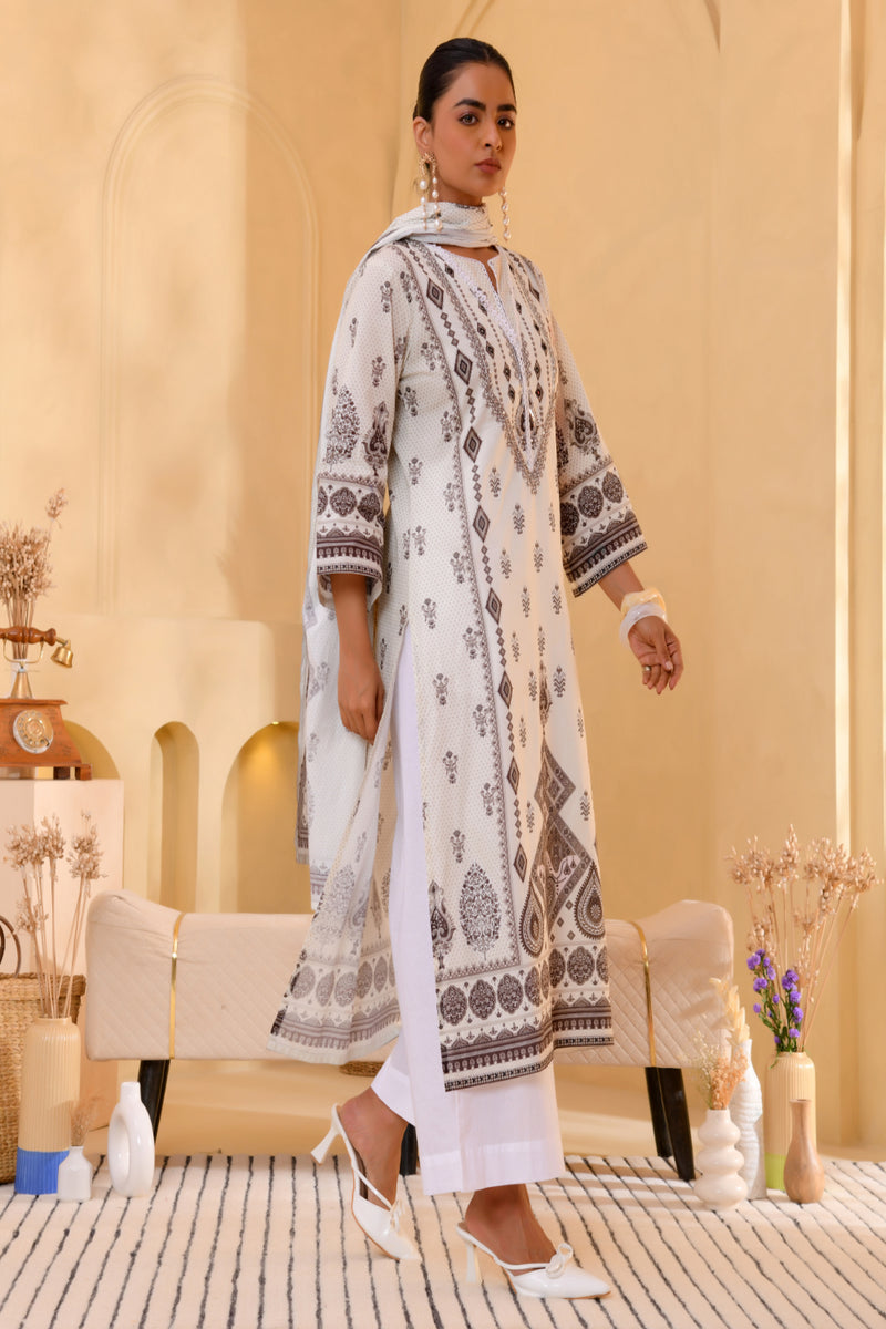 (Vaasva) Women white & black pakistani suit with handwork (Set of 5pc)
