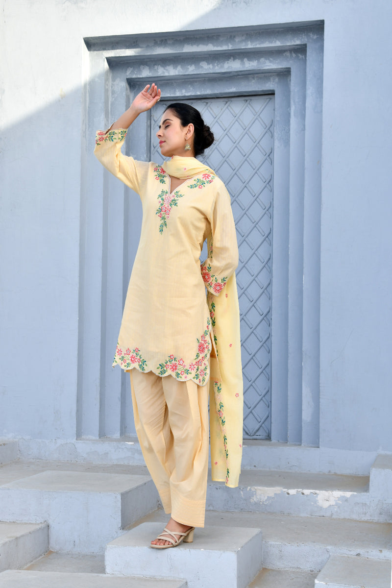 (Vaasva) Women lemon multi embroidered farshi salwar set (Set of 5pc)