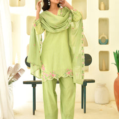 (Vaasva) Women parrot multi embroidered farshi salwar set (Set of 5pc)