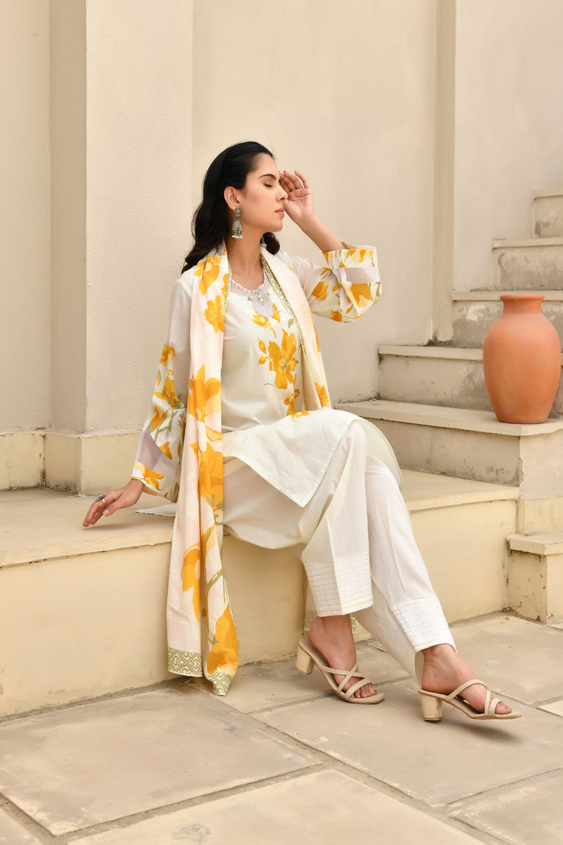 (Vaasva) Women floral yellow printed farshi salwar set (Set of 5pc)