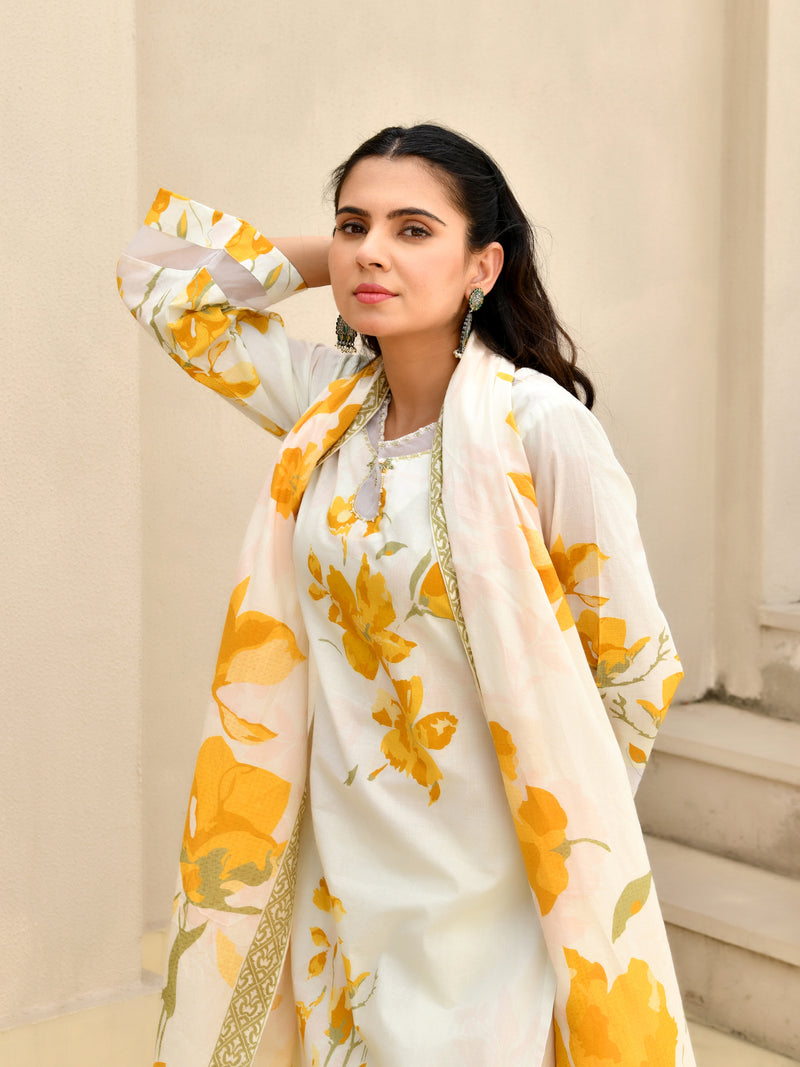 (Vaasva) Women floral yellow printed farshi salwar set (Set of 5pc)
