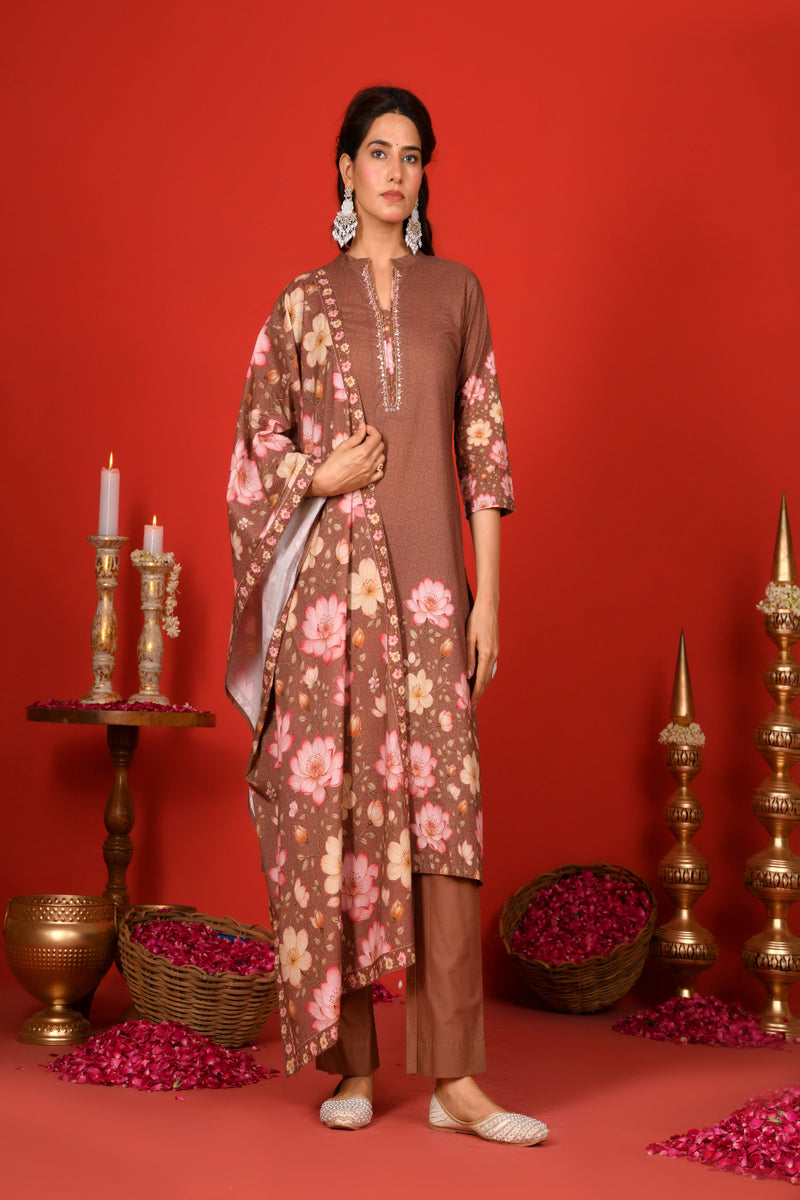 (Vaasva) Women Earthy brown lotus printed suit set (Set of 5pc)