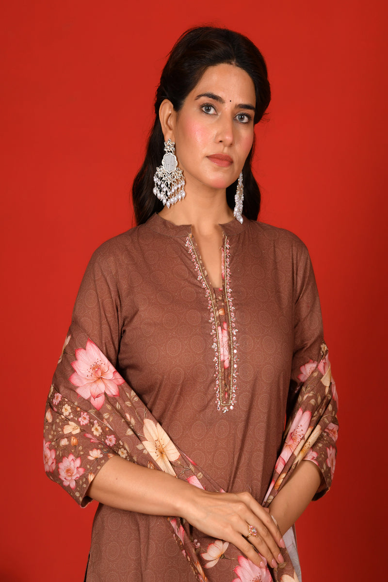 (Vaasva) Women Earthy brown lotus printed suit set (Set of 5pc)
