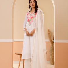 (Vaasva) Women white dobby embroidered suit set (Set of 5pc)