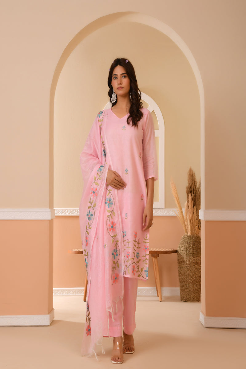 (Vaasva) Women solid pink multi placement embroidered suit set (Set of 5pc)