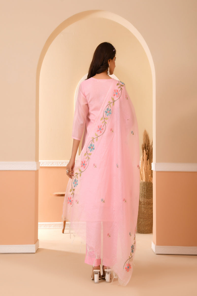 (Vaasva) Women solid pink multi placement embroidered suit set (Set of 5pc)