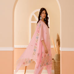 (Vaasva) Women solid pink multi placement embroidered suit set (Set of 5pc)