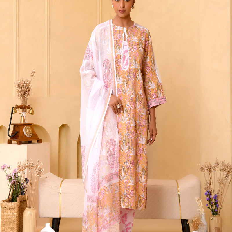 (Vaasva) Women mustard pear shaped block printed suit set (Set of 5pc)