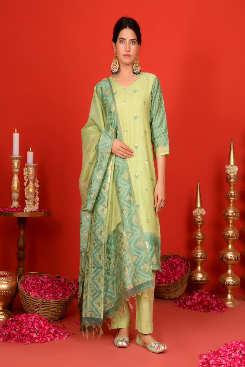 (Vaasva) Women Green Mini boonta jamdani woven suit set (Set of 5pc)