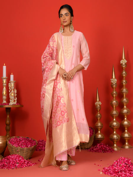 (Vaasva) Women Pink jamdani suit with golden woven dupatta  (Set of 5 Pc)