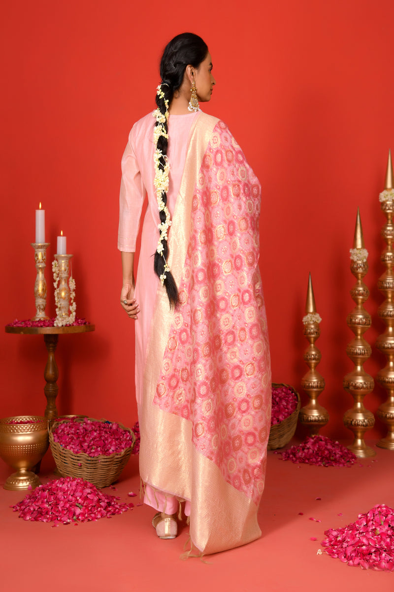 (Vaasva) Women Pink jamdani suit with golden woven dupatta  (Set of 5 Pc)