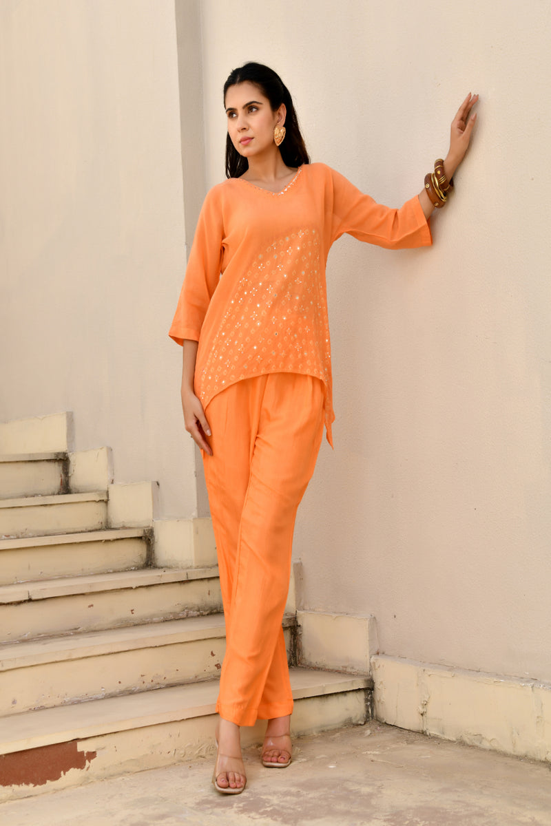(Vaasva) Women Orange Mulchanderi geometrical cord set  (Set of 5 Pc)