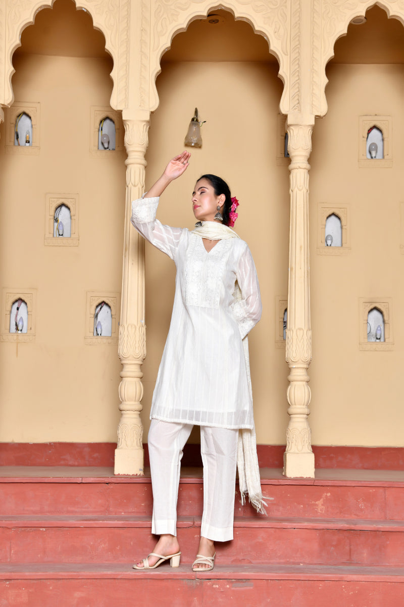 (Vaasva) Women Cream Stripes woven dobby chanderi suit set  (Set of 5 Pc)