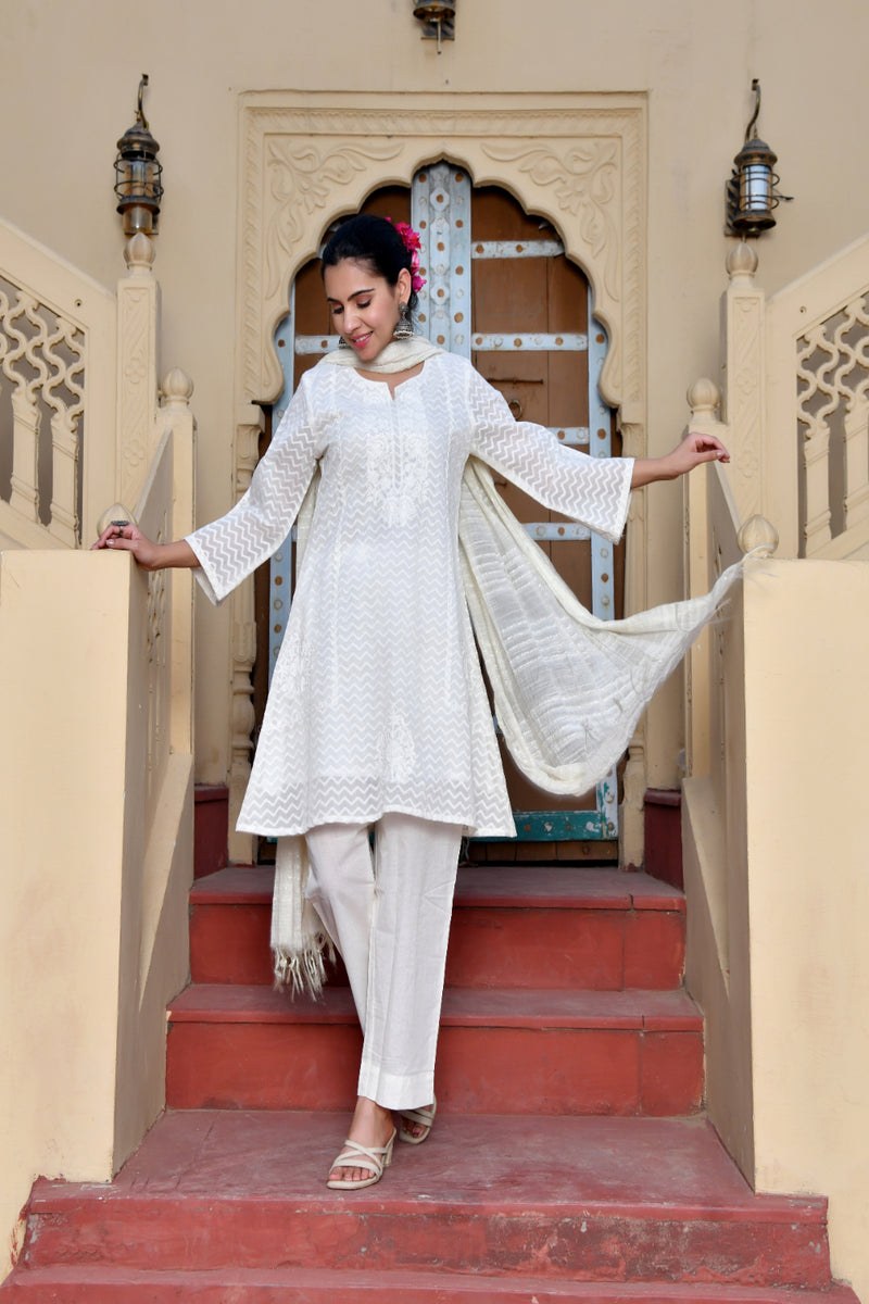 (Vaasva) Women Chevron woven dobby chanderi  suit set  (Set of 5 Pc)