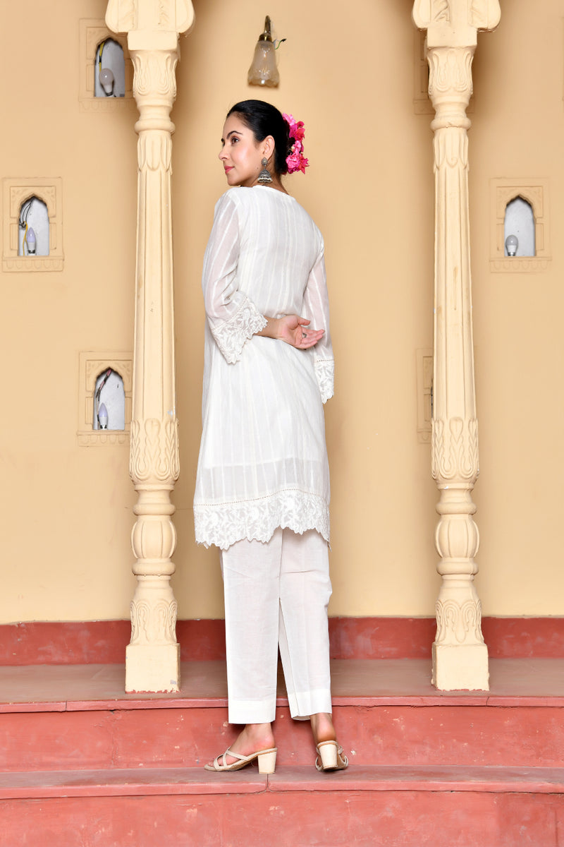 (Vaasva) Women Cream striped woven dobby chanderi cut work  suit set  (Set of 5 Pc)
