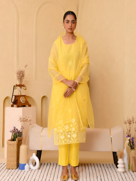 (Vaasva) Women yellow Organza applique suit set  (Set of 5 Pc)