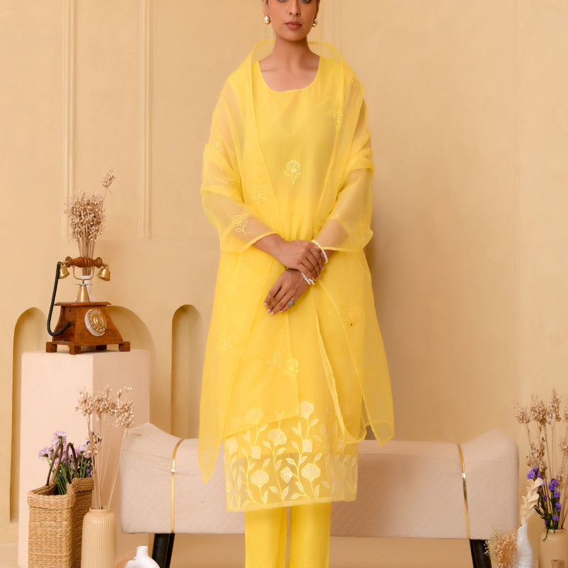 (Vaasva) Women yellow Organza applique suit set  (Set of 5 Pc)