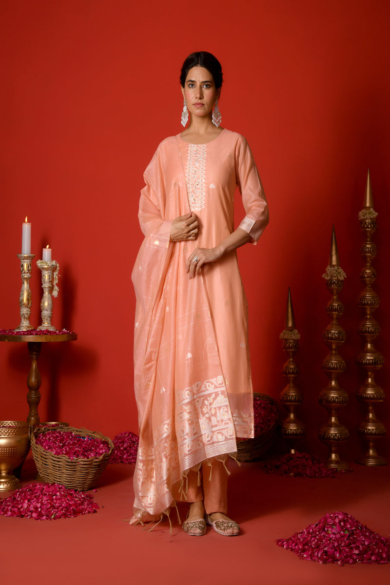 (Vaasva) Women Peach white yoke pattern jamdani woven suit set  (Set of 5 Pc)